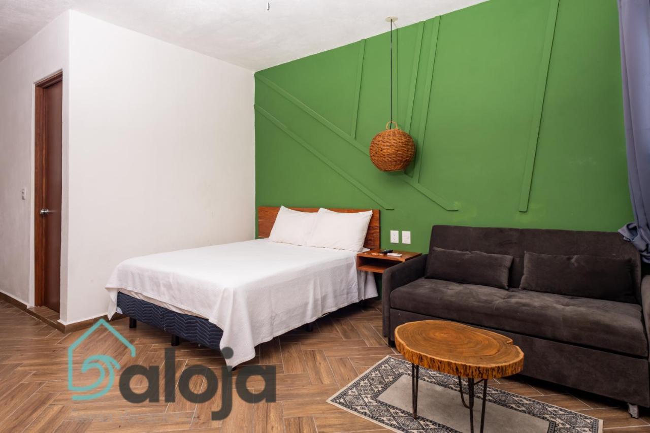 Vica Guest House Con Piscina En La Entrada De La Zona Hotelera Cancún Zewnętrze zdjęcie