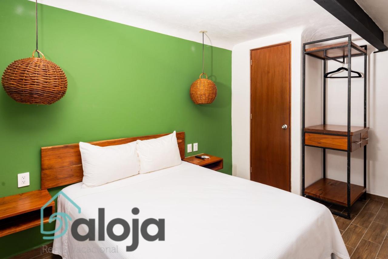 Vica Guest House Con Piscina En La Entrada De La Zona Hotelera Cancún Zewnętrze zdjęcie