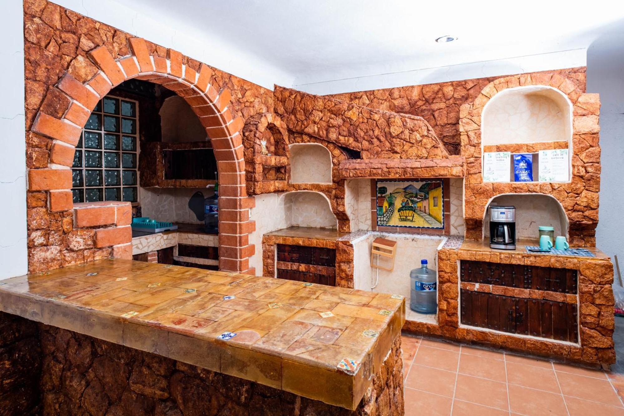 Vica Guest House Con Piscina En La Entrada De La Zona Hotelera Cancún Zewnętrze zdjęcie