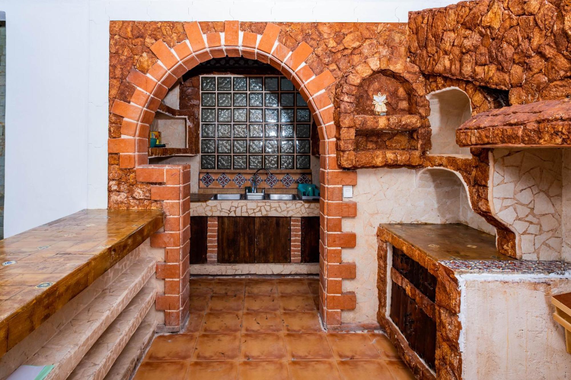 Vica Guest House Con Piscina En La Entrada De La Zona Hotelera Cancún Zewnętrze zdjęcie